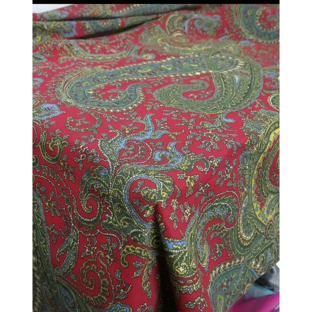 Lauren Ralph Lauren Classic Paisley Tablecloth NEW Poinsettia Cotton 60x84